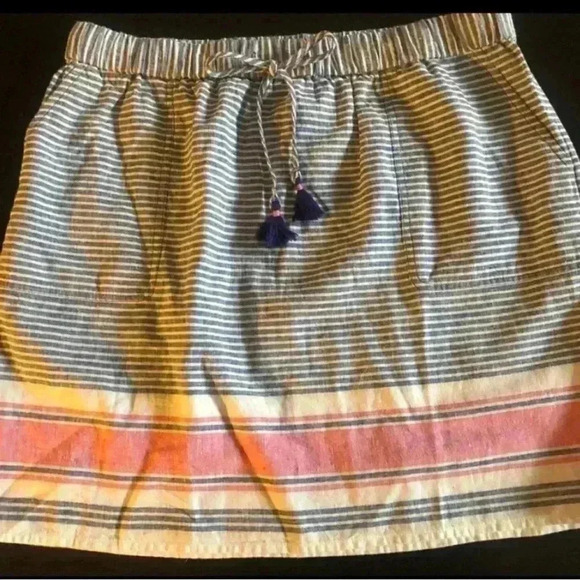 Vineyard Vines Striped Skirt- Size Small - Picture 1 of 10